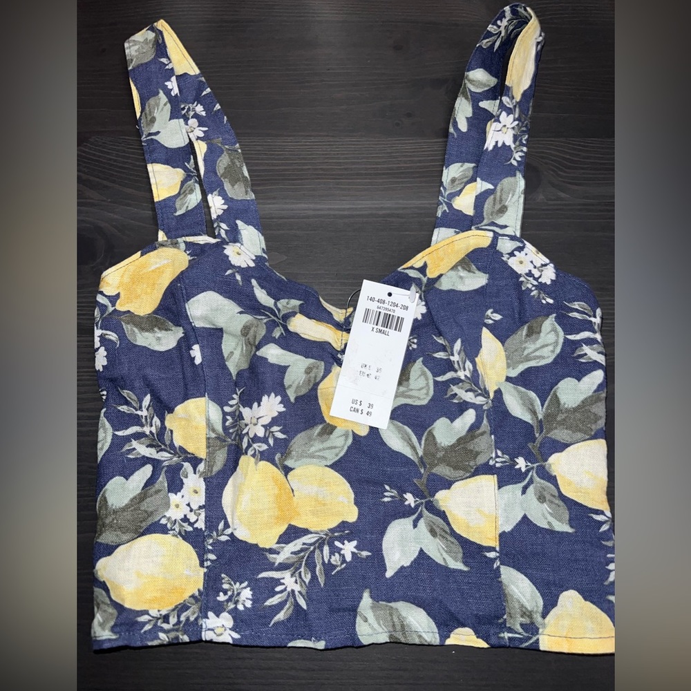 Abercrombie & Fitch Tops Lemon Crop Top
